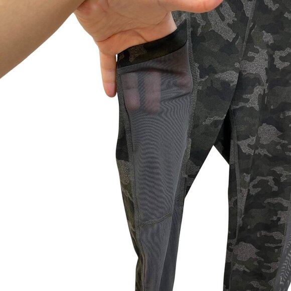 Fabletics On The Go PowerHold High Waisted Tonal Camo Pocket Leggings Women's S - Picture 5 of 8